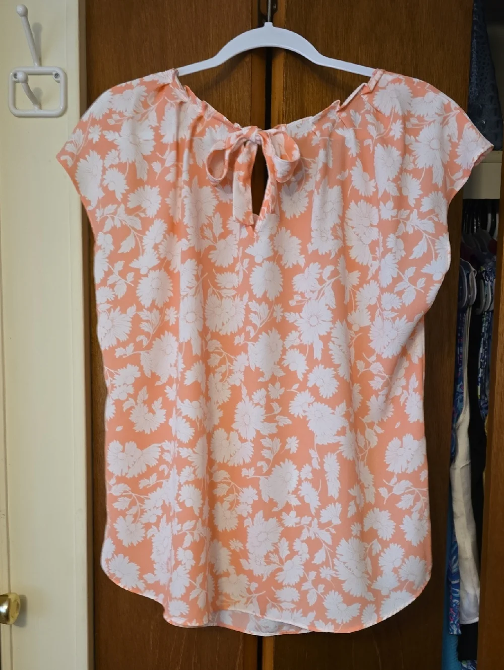 Lauren Conrad Blouse - Picture 5 of 6